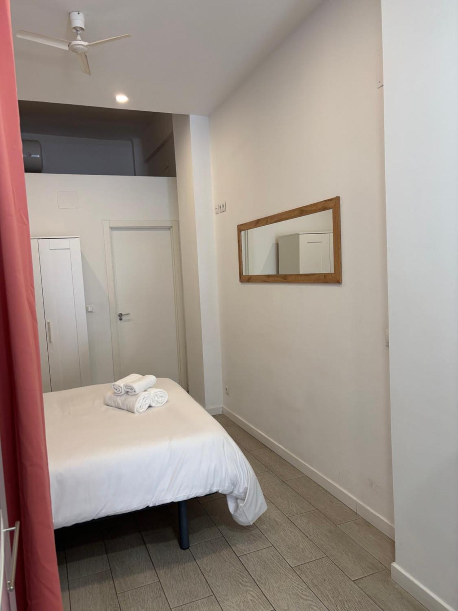 Estupendo Piso A 3 Min Estacion De Tren Maria Zambrano Y Bus Apartment มาลากา ภายนอก รูปภาพ